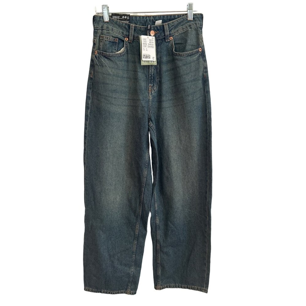 Divided H&M 90’s High Waist Baggy Jeans, Size 2
